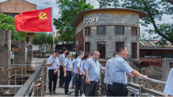 New Silver Aluminum Materials | Inheriting the Red gene and gathering the strength to forge ahead —— The Party branch of Yaoyinshan Aluminum Industry celebrated the 104th anniversary of the founding o(图8) 新银铝材 传承红色基因,凝聚奋进力量——耀银山铝业党支部庆祝中国共产党成立104周年系列活动857.png