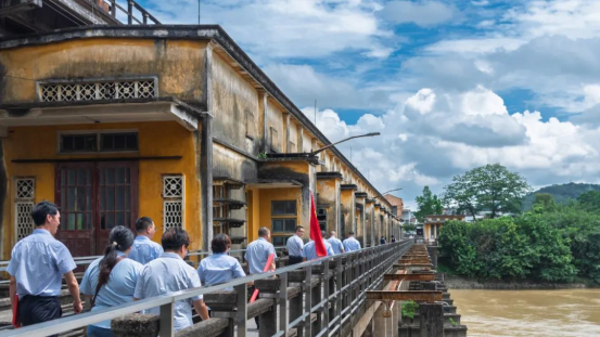 New Silver Aluminum Materials | Inheriting the Red gene and gathering the strength to forge ahead —— The Party branch of Yaoyinshan Aluminum Industry celebrated the 104th anniversary of the founding o(图9) 新银铝材 传承红色基因,凝聚奋进力量——耀银山铝业党支部庆祝中国共产党成立104周年系列活动858.png